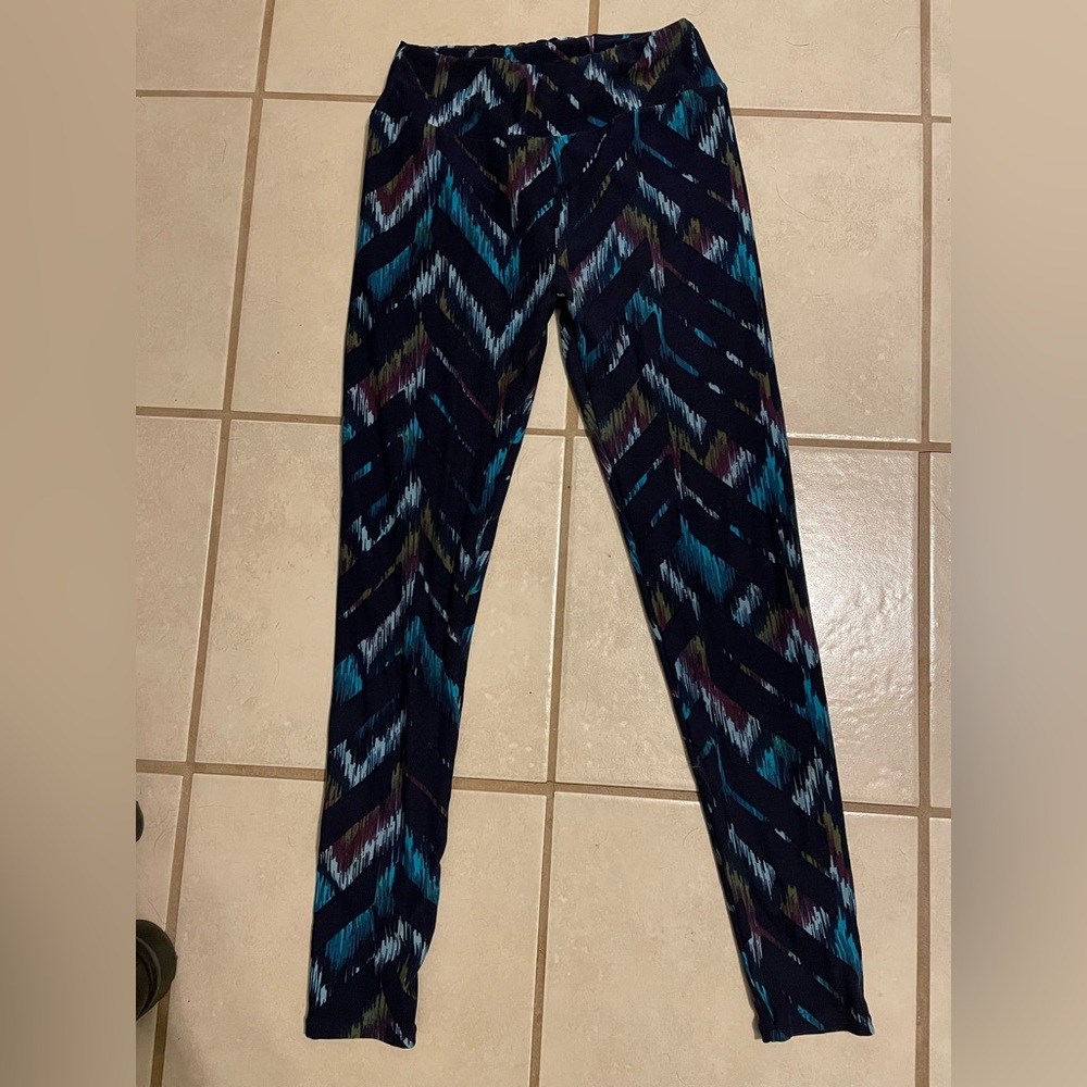 These are lularoe one size, worn maybe twice. They are in good condition.